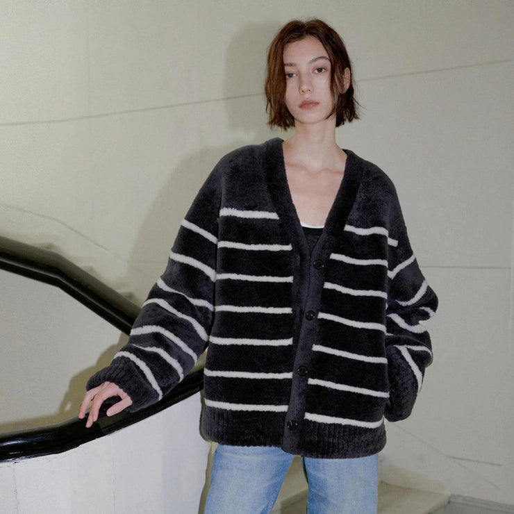 Classic Simple Versatile Striped V-Neck Drop Shoulder Merino Sheepskin Coat