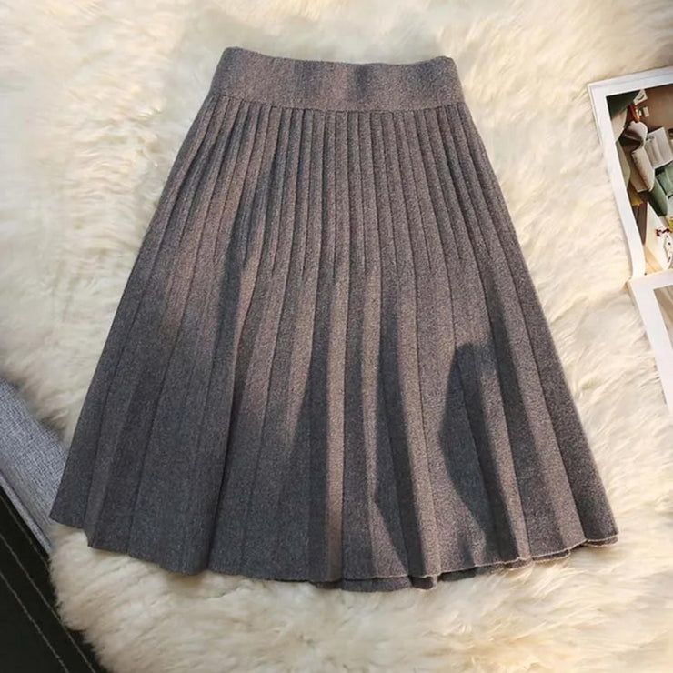 BelleVie Knit Pleated Mini Skirt