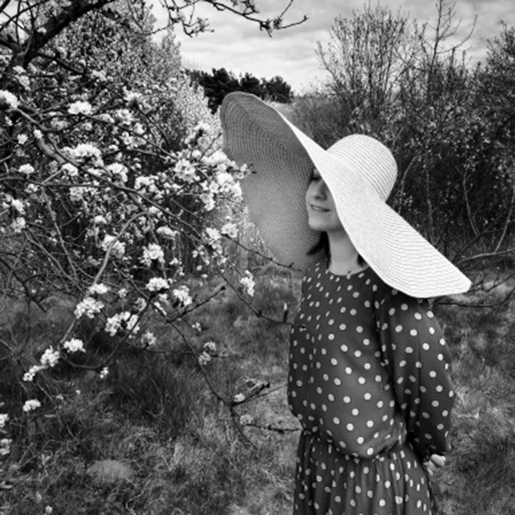 Oversized 70cm Foldable Sun Hat for Women