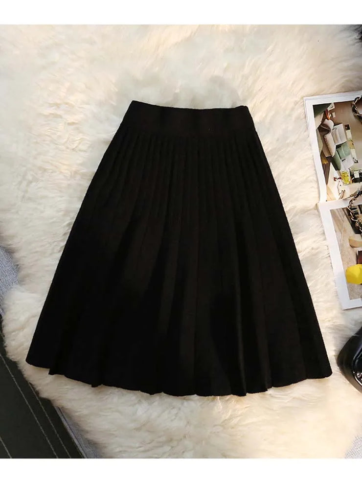 BelleVie Knit Pleated Mini Skirt