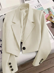 Élan Cropped Tailored Blazer