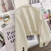 Élan Cropped Tailored Blazer
