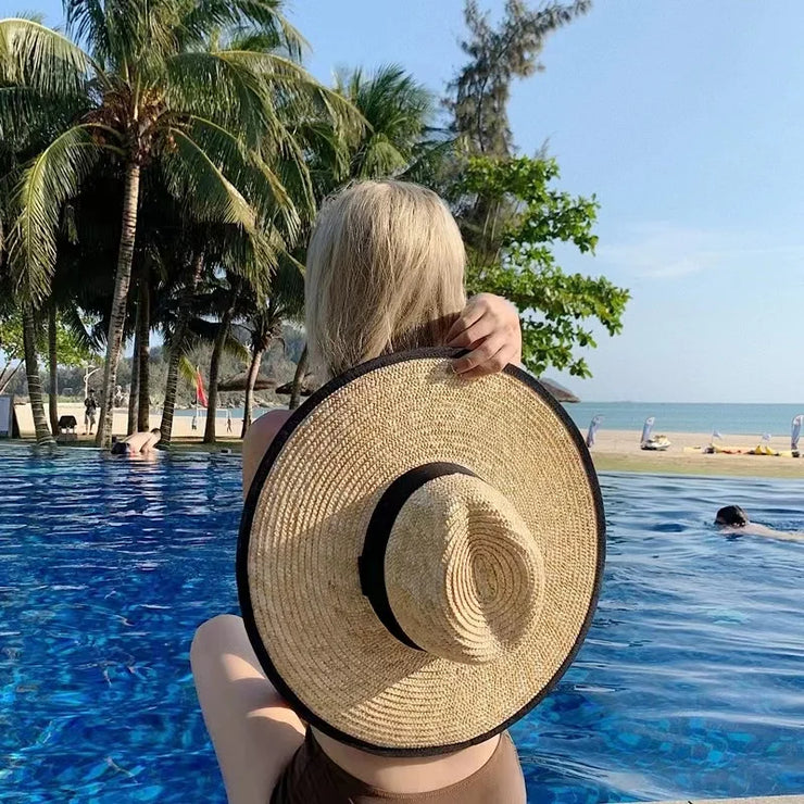 Fashionable Straw Wide Brim Sun Hat for Women