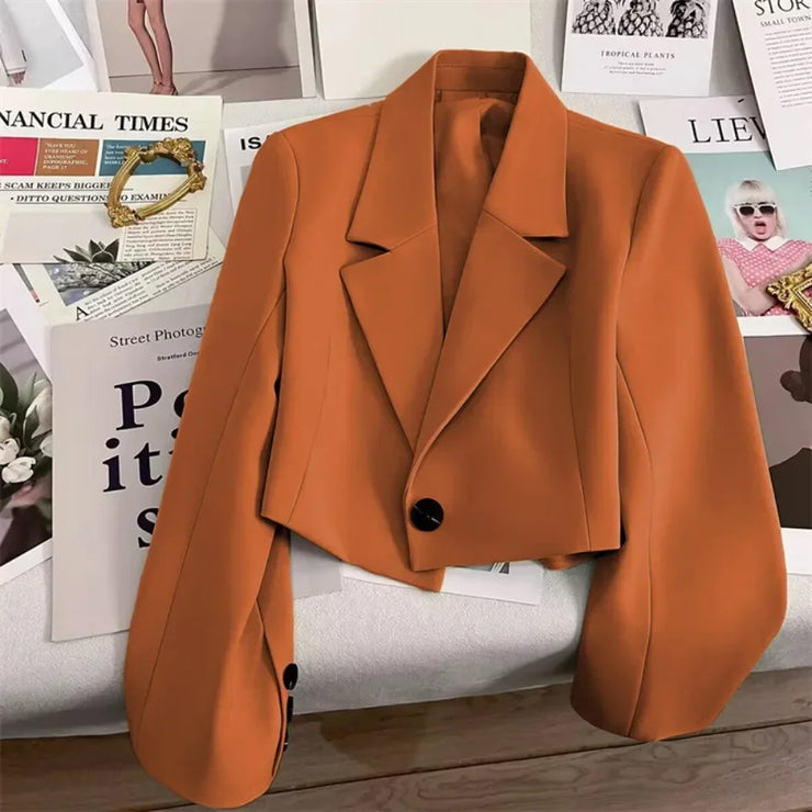 Élan Cropped Tailored Blazer
