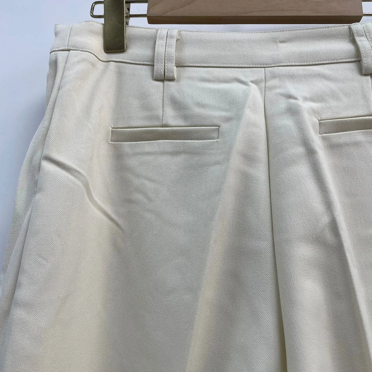 Refined & Ready – High-Waist Straight-Leg Office Trousers